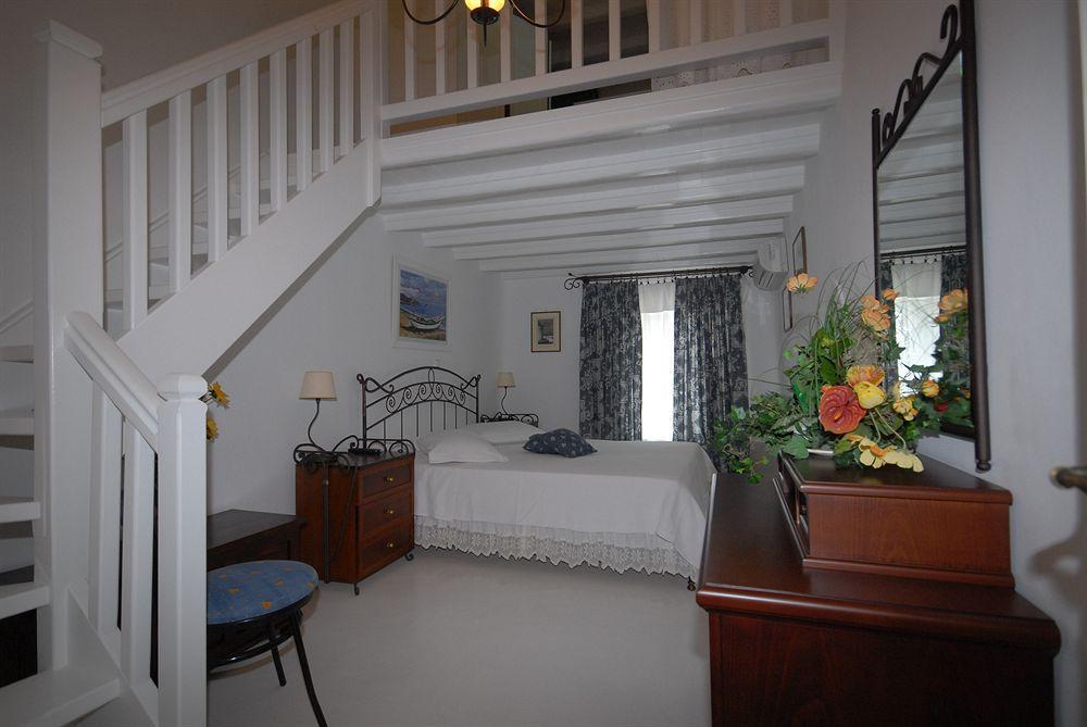 Apartamento Peter'S Arhontiko Mykonos Town Exterior foto